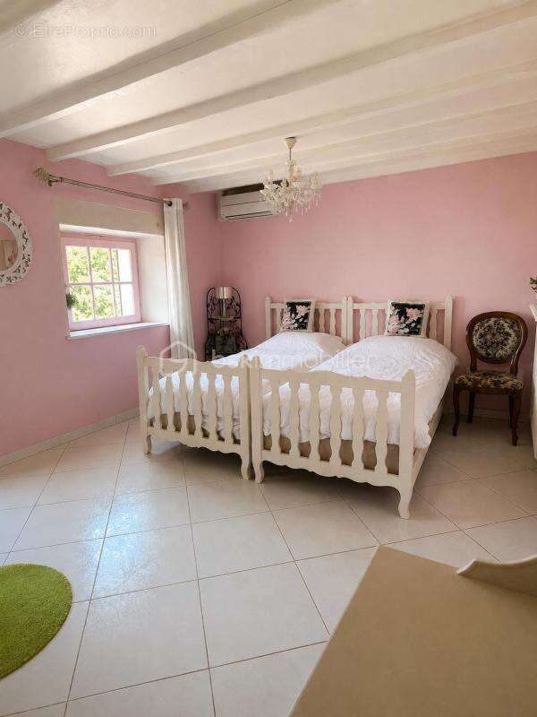 Maison atypique de 172 m² - photo 14