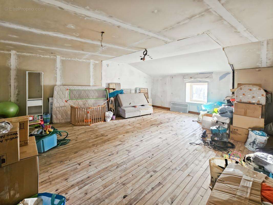 Agreable maison de caractere +terrasse + garage - photo 18