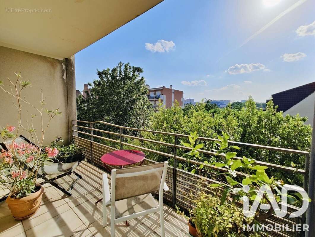 Appartement 115 m² à Montreuil  - photo 2