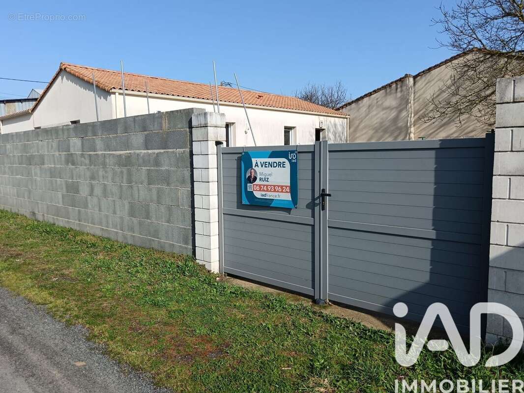 Photo 2 - Maison à THOUARS