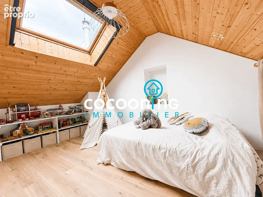 Maison familiale avec beaux volumes et espace indépendant à fort potentiel - photo 11