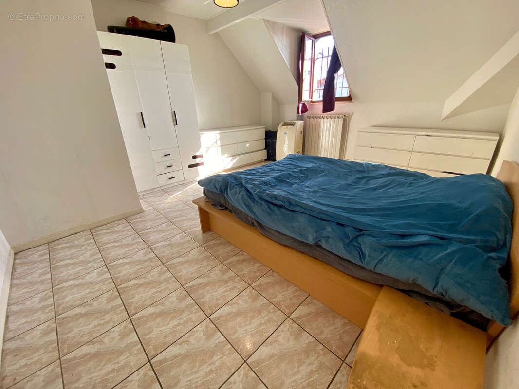 Maison à LE BLANC-MESNIL