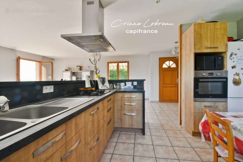 Maison à BELLEVILLE