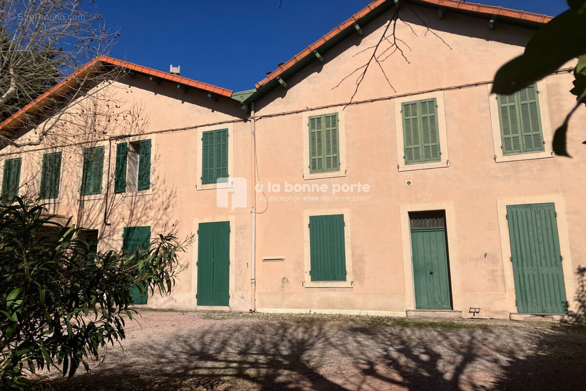 Appartement à AIX-EN-PROVENCE