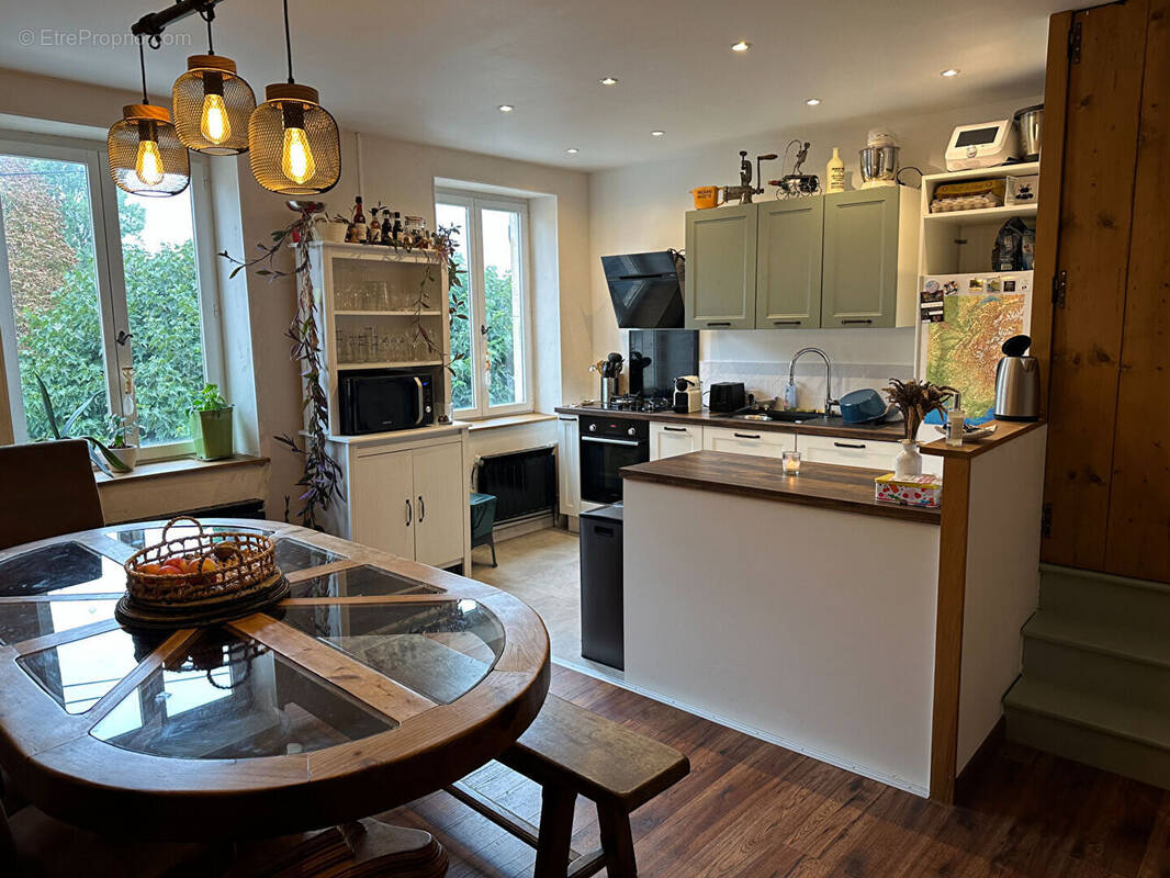 Maison à SAINT-ALBAN-DE-ROCHE