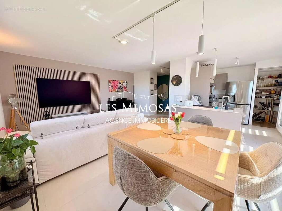 Appartement à FREJUS