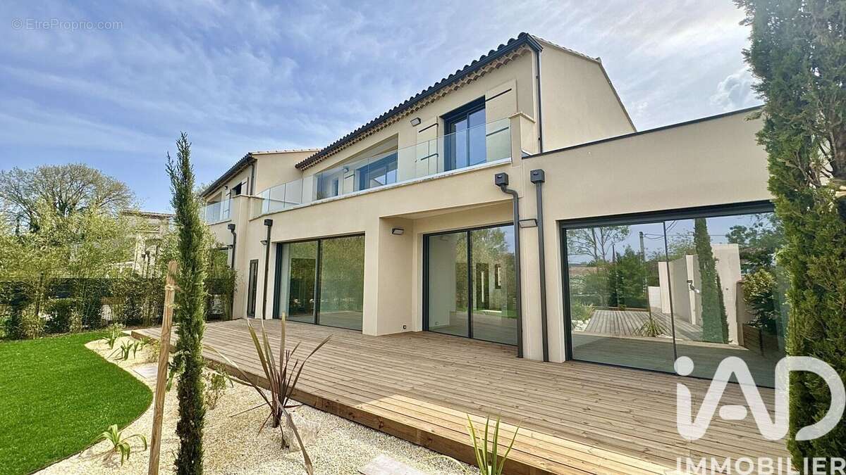 Photo 4 - Maison à L'ISLE-SUR-LA-SORGUE