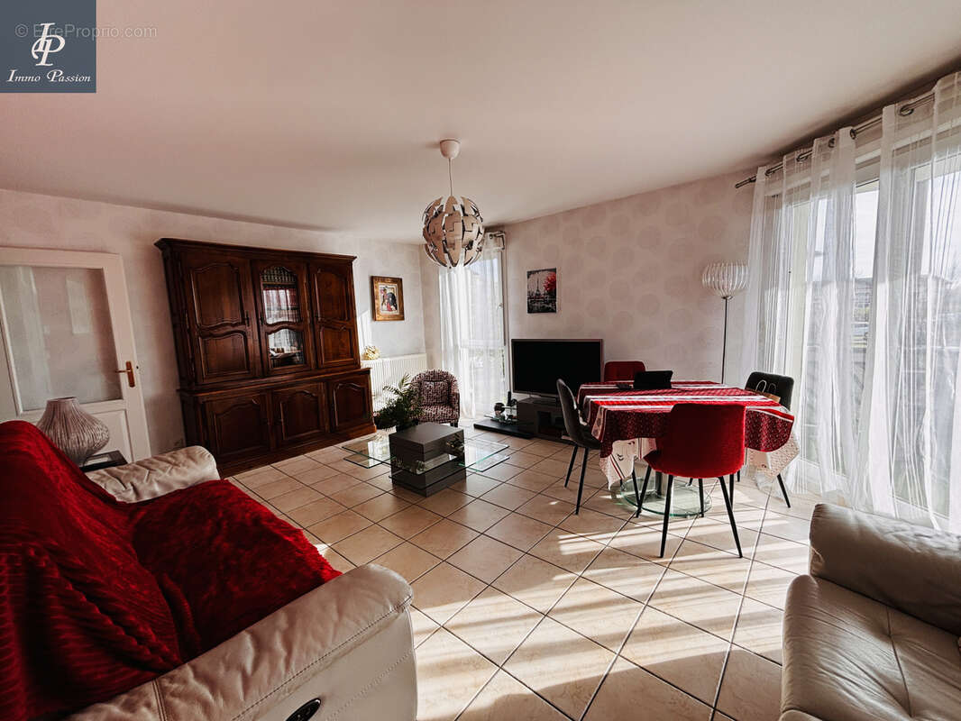 Appartement à CHEVIGNY-SAINT-SAUVEUR