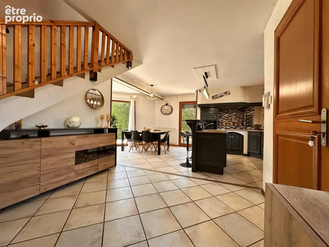 Maison 116 m² à Scionzier  - photo 5