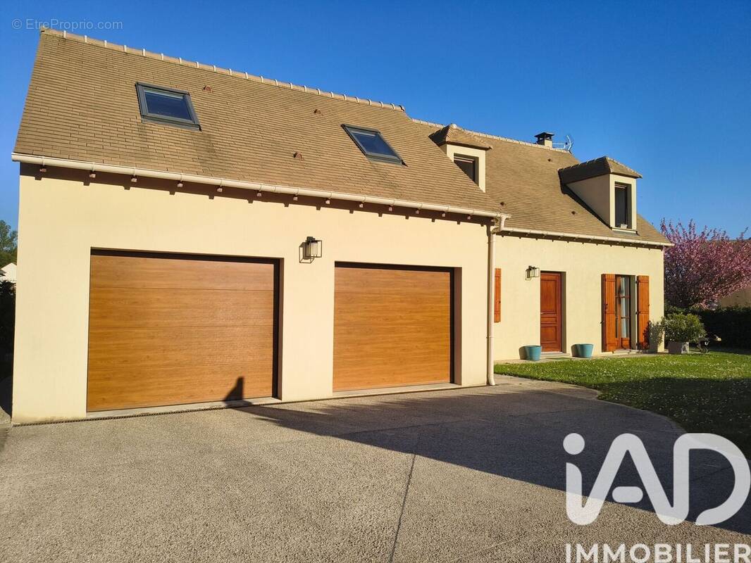 Photo 1 - Maison à ANGERVILLIERS