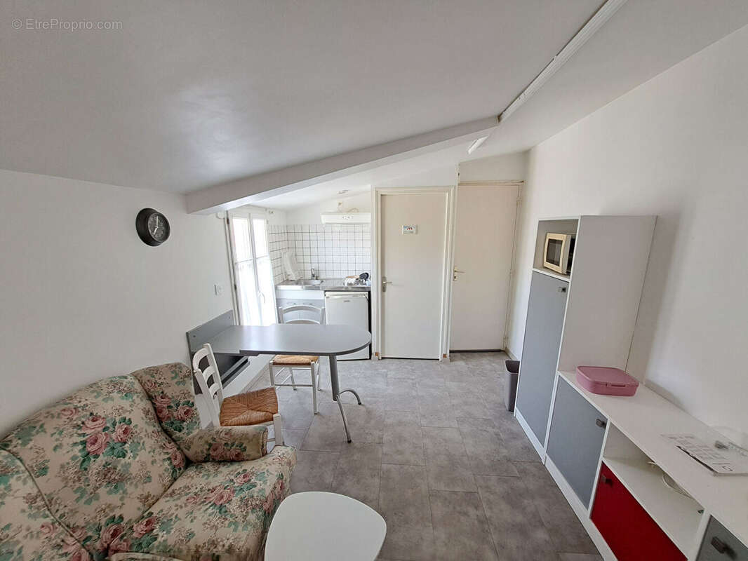 Beauvoir sur mer t2 plein centre ville - photo 3