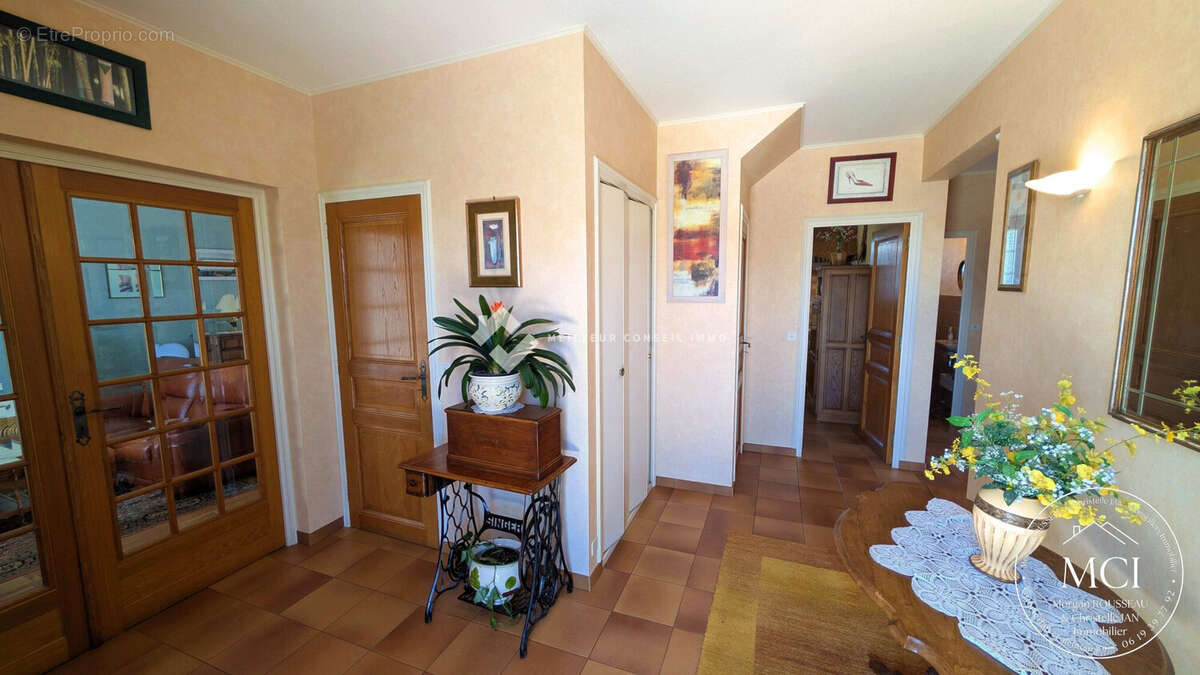 Maison à CAUREL