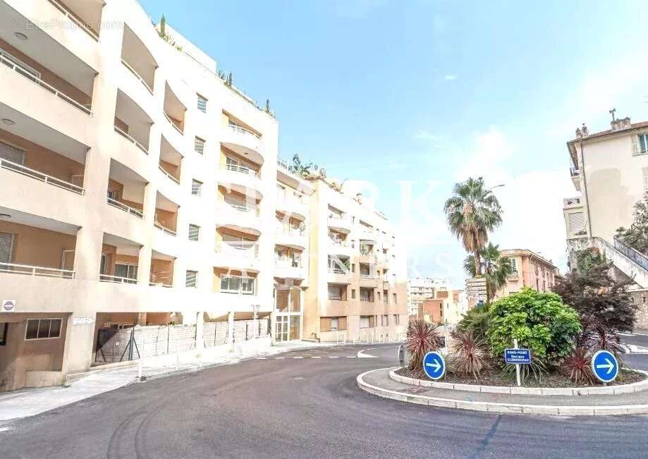 Appartement à BEAUSOLEIL