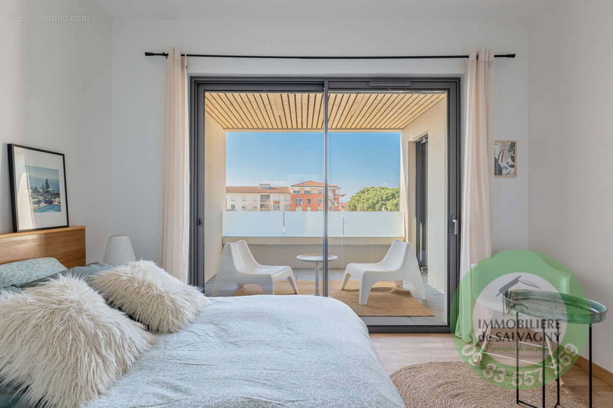 Appartement à LA TOUR-DE-SALVAGNY