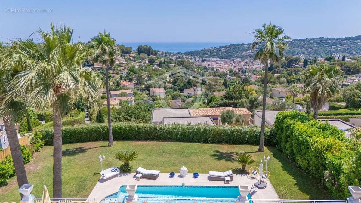 Vallauris - Superbe villa avec vue mer - photo 15