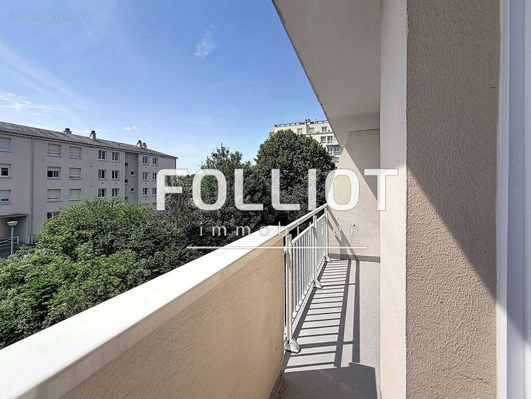 Appartement à MONDEVILLE