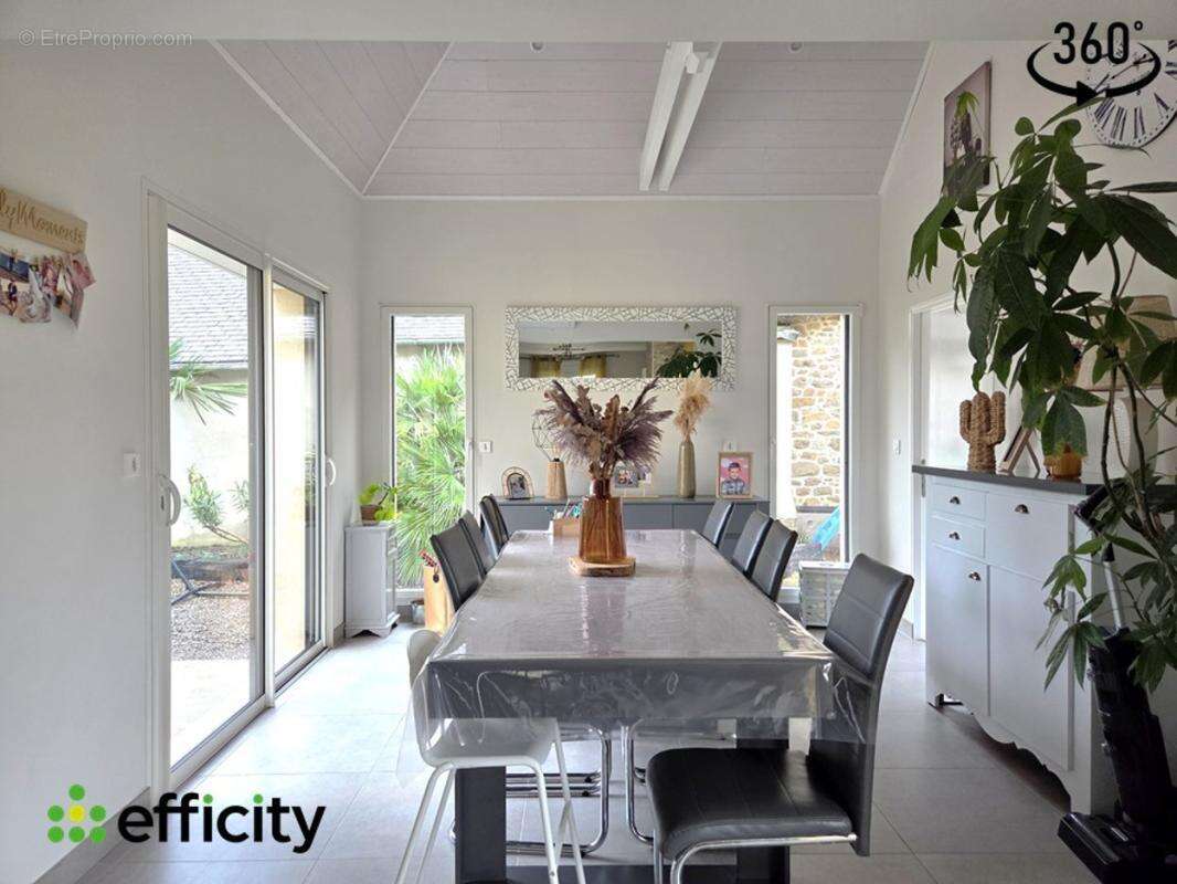 Maison à SAINT-PIERRE-DE-PLESGUEN