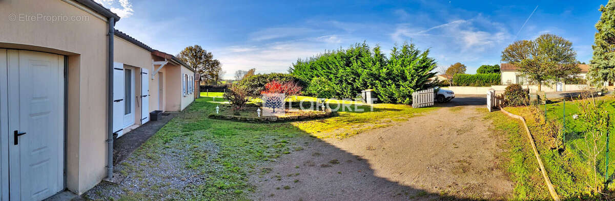 Maison à LA CHAPELLE-BERTRAND