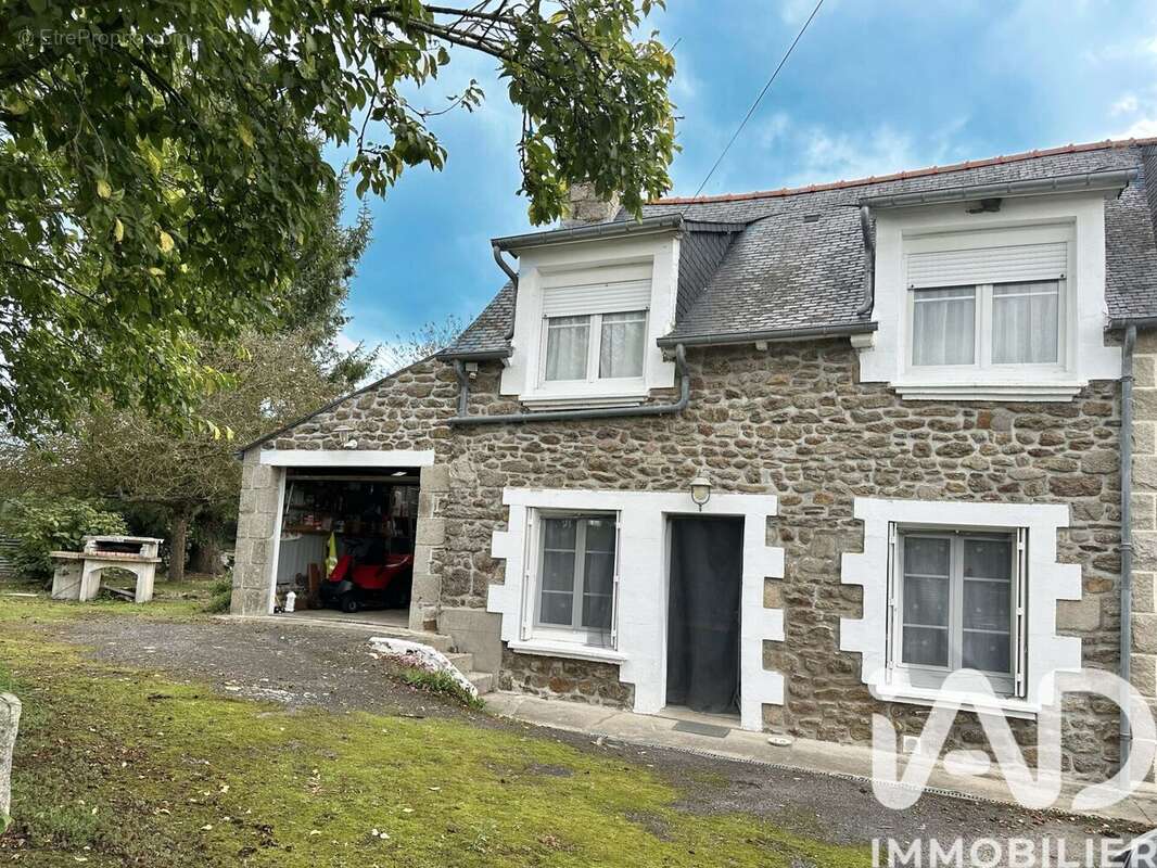 Photo 1 - Maison à JUGON-LES-LACS