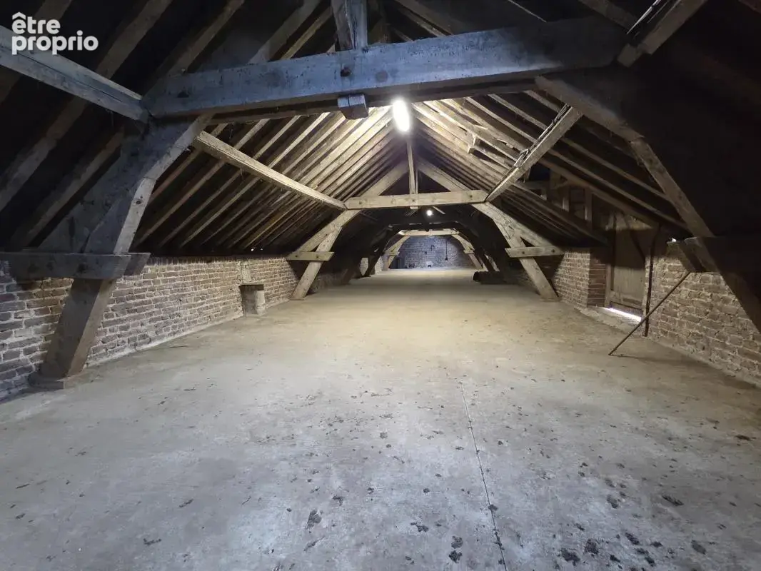 Corps de ferme 143m² hab ac 18 000m² grange et ecurie 350m² - photo 15