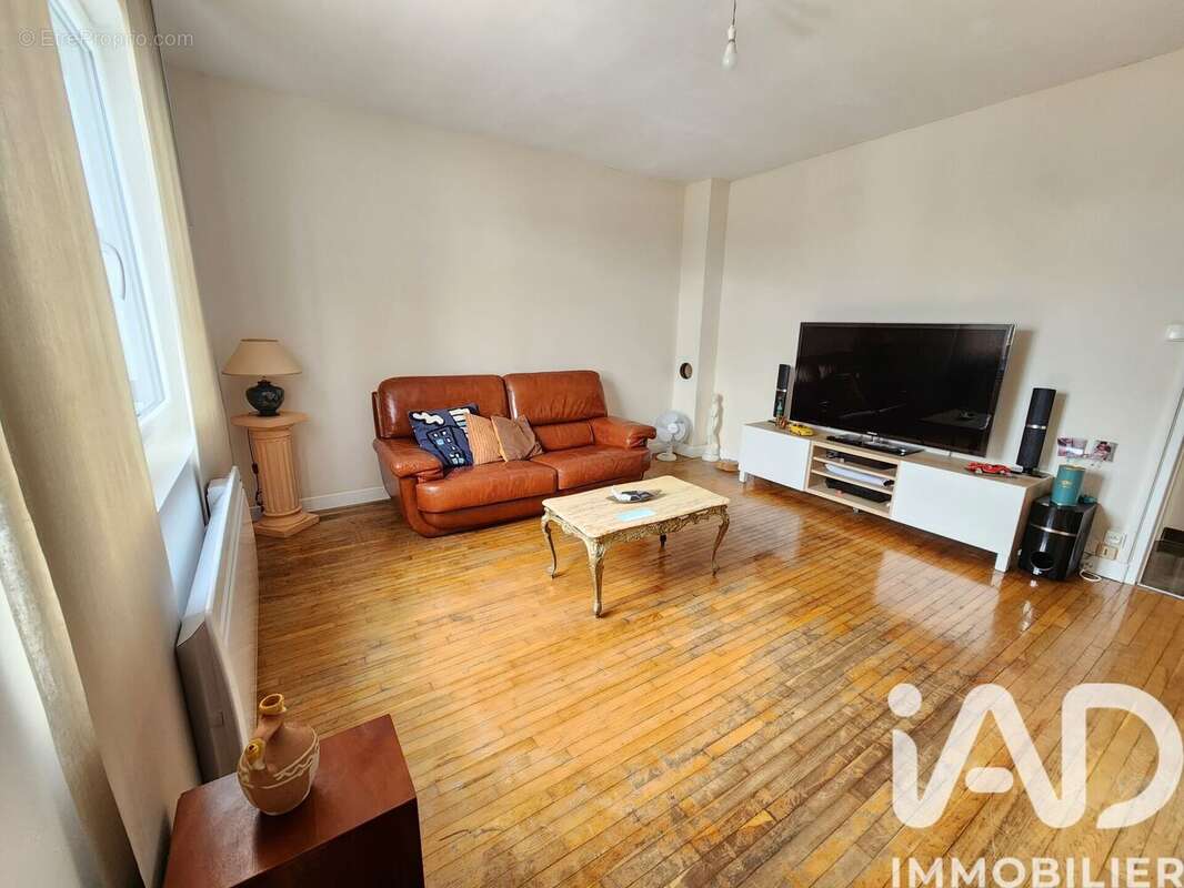 Maison 59 m² à Neuville-Sur-Vannes  - photo 8