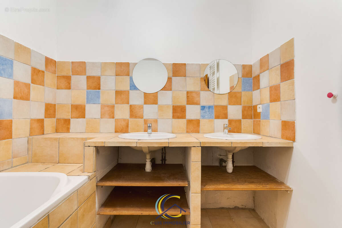 Maison à MARSEILLE-10E
