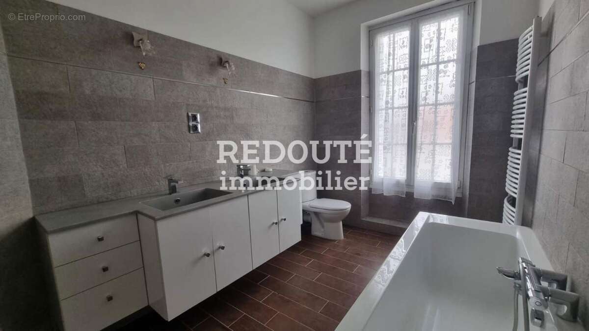 Proche Reims, Maison, corps de ferme et terrain à bâtir - photo 3