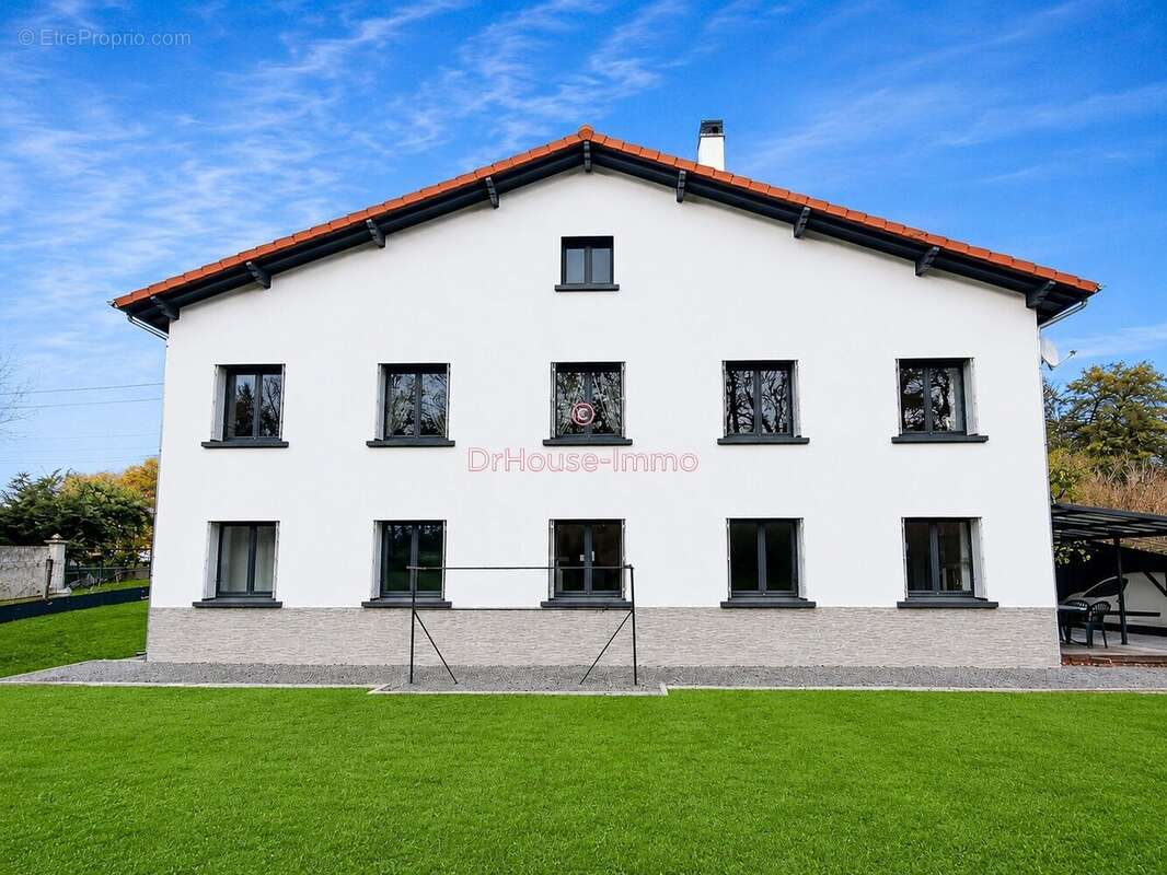 Maison 215 m² à Ledeuix  - photo 2