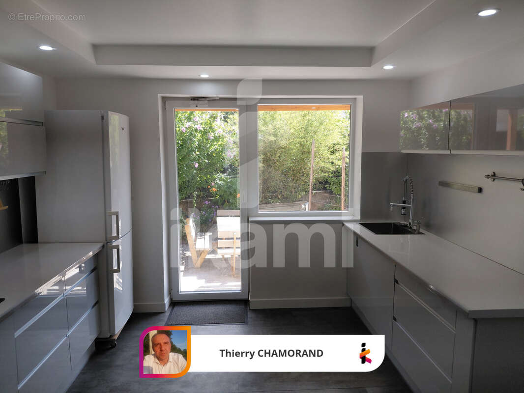Maison avec 3 chambres en vente à Saint-Julien-Mont-Denis - photo 2