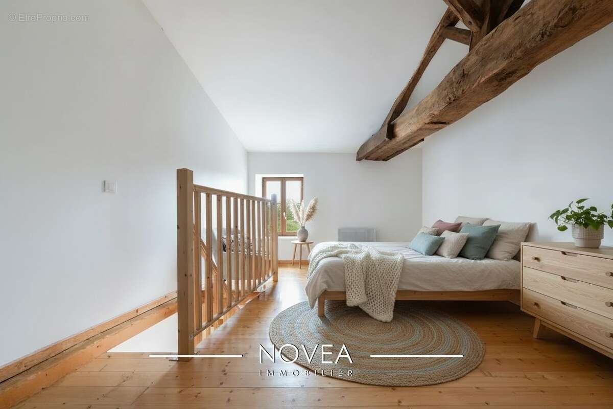 Appartement à NEUVILLE-SUR-SAONE