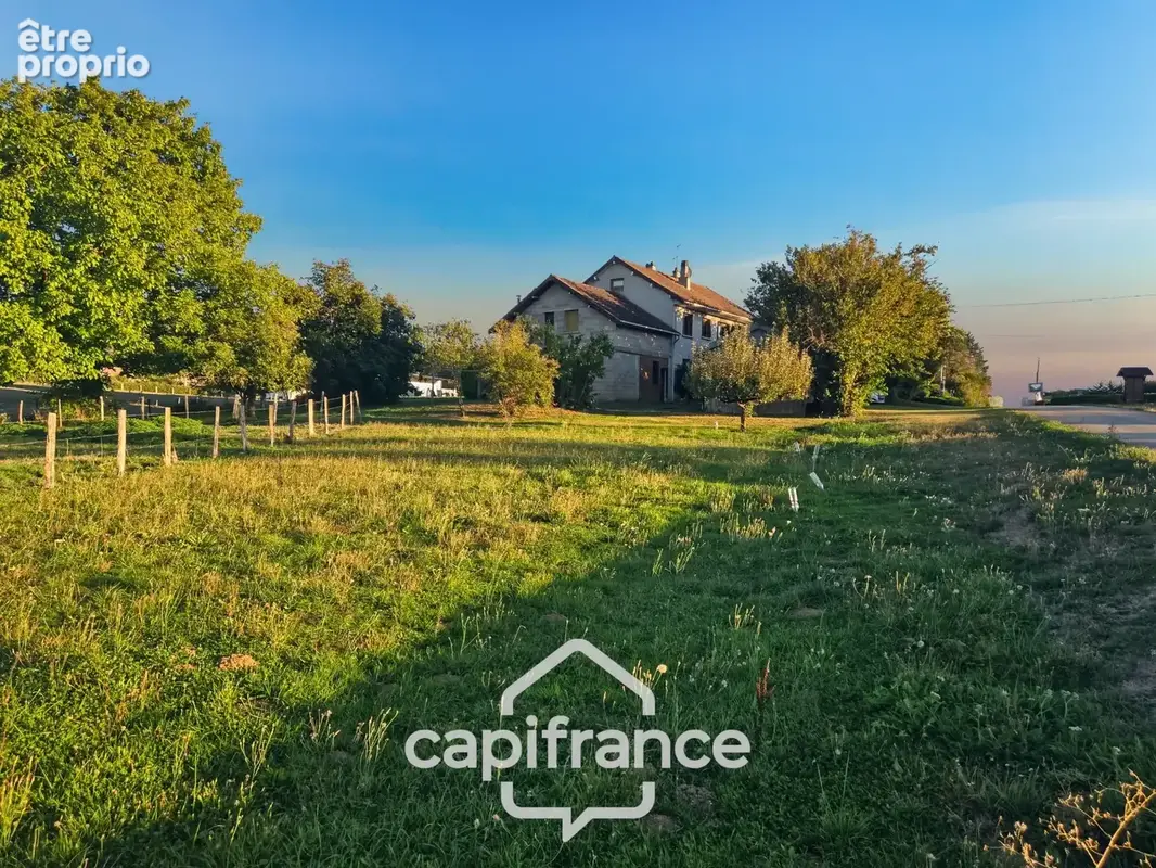 Maison à COUSANCE