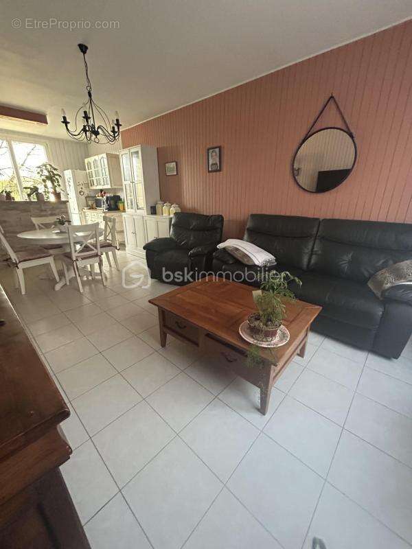 Maison à SAINT-MICHEL-SUR-ORGE