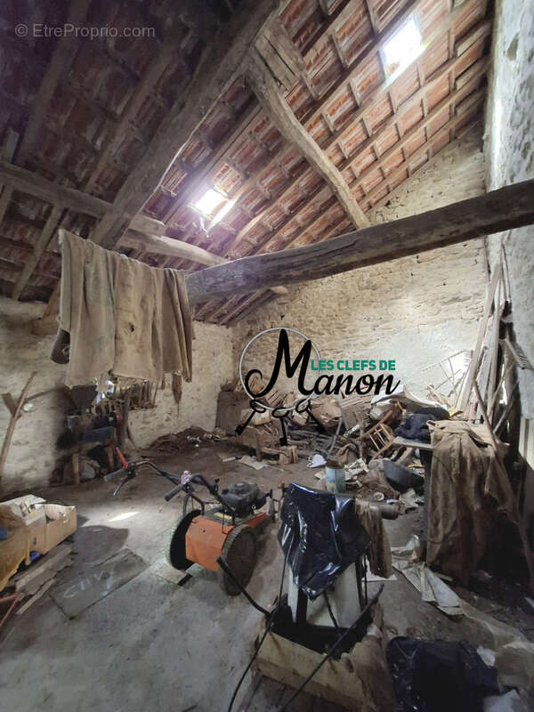 Maison à BESSINES-SUR-GARTEMPE