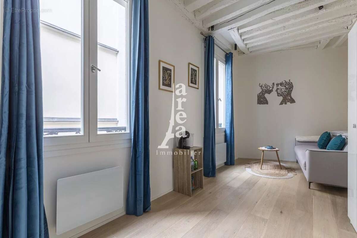 Appartement à PARIS-6E