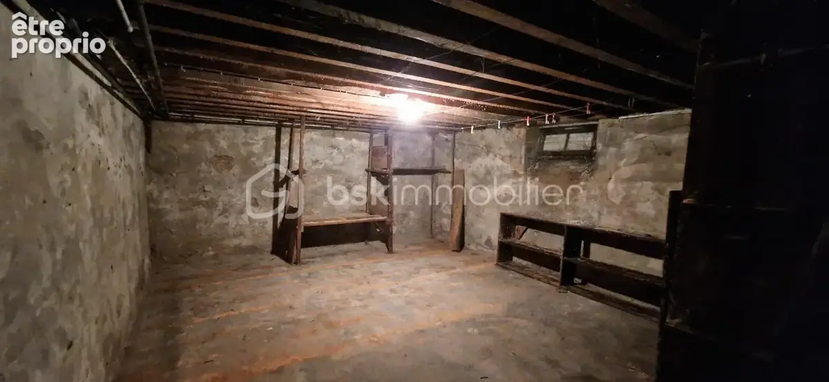 Lac Christus - Appartement de caractère T3 de 80 m2 + véranda de 10 m2 + cave de 50 m2 + parking extérieur - photo 11