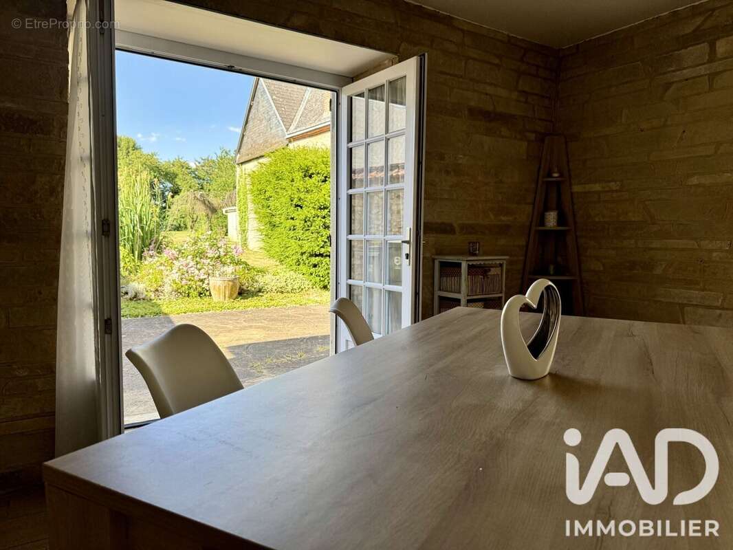 Photo 4 - Maison à PRUNAY-LE-GILLON