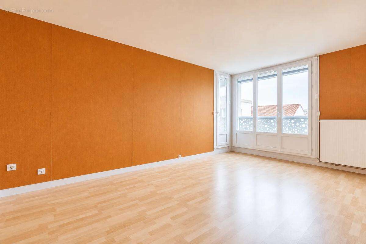Appartement lumineux 4 pièces à Chilly-Mazarin - photo 2