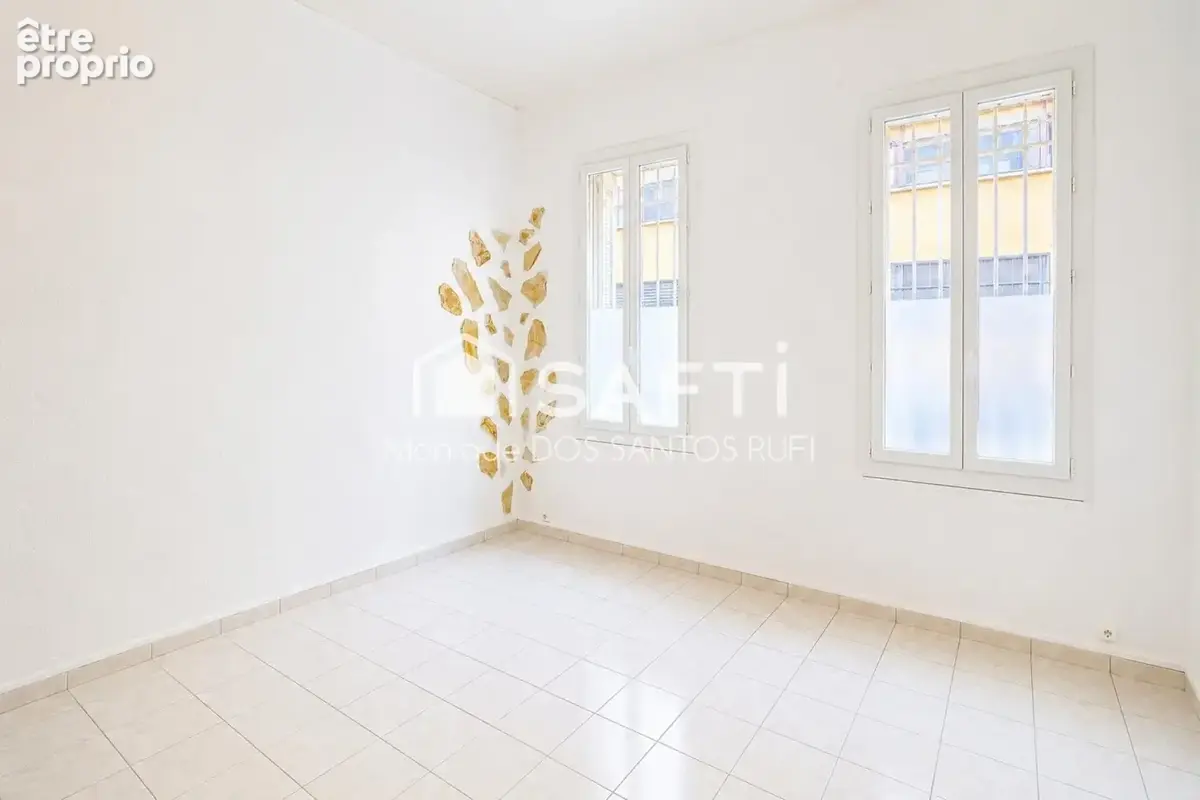 Photo 1 - Appartement à MARSEILLE-2E
