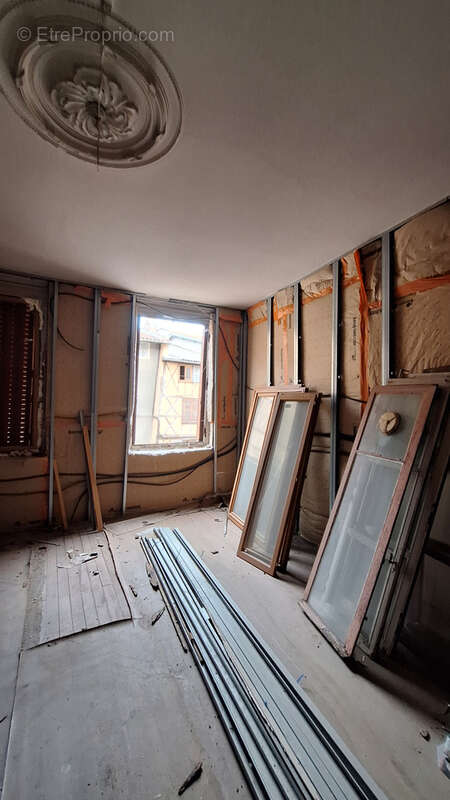 Appartement à THIERS