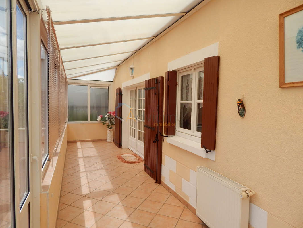Maison à LORCY