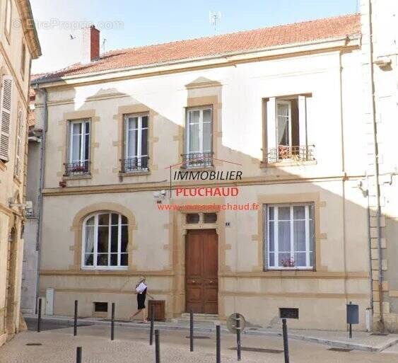 "Hotel Particulier " hyper centre de PARAY - photo 2