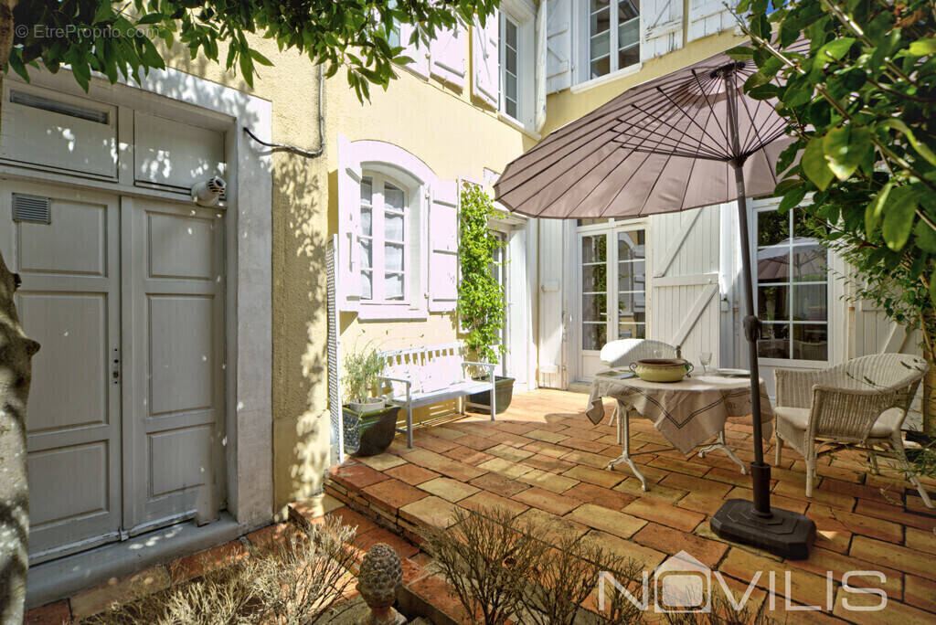 Maison à MONTASTRUC-LA-CONSEILLERE