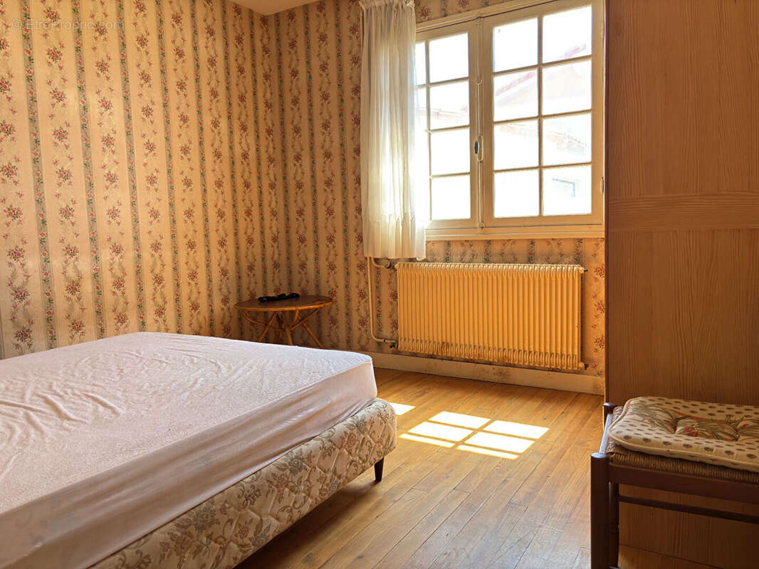 Maison à VAUX-SUR-MER