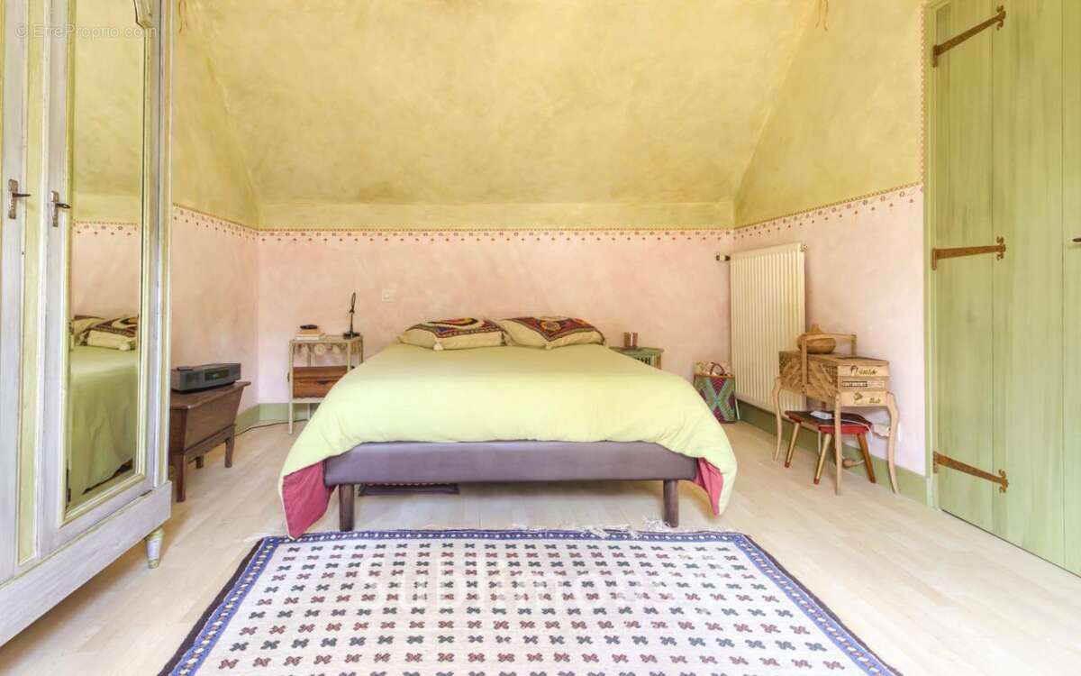 La maison familiale cachée du centre de Peillac - photo 8