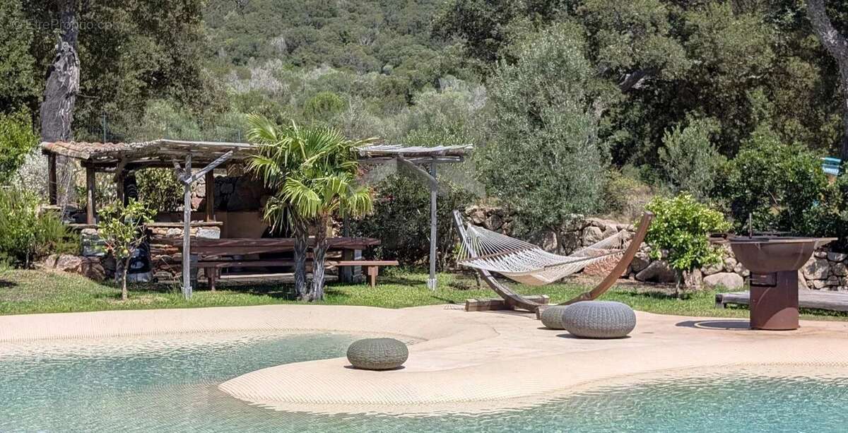 Maison à PORTO-VECCHIO