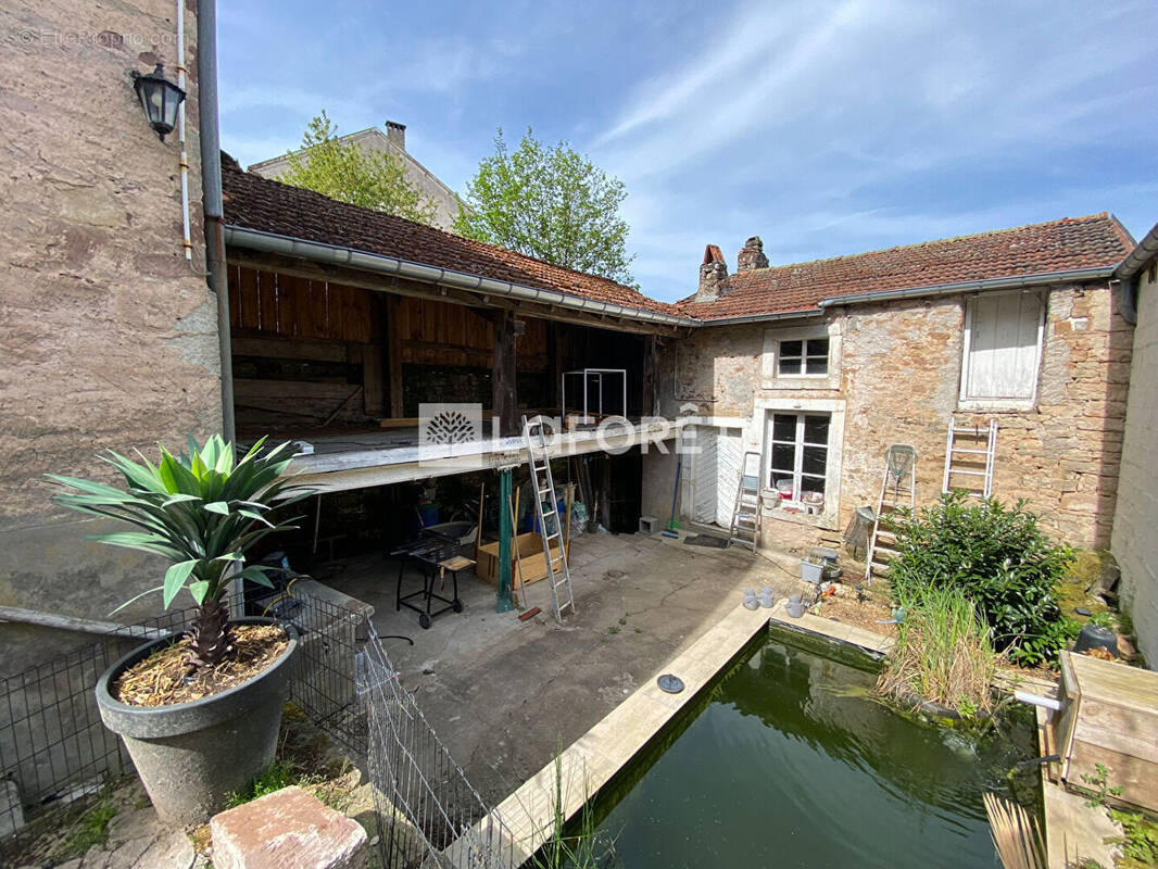 Maison à DARNEY
