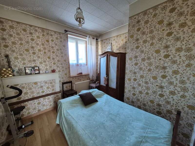 Maison à SAINT-SAVINIEN