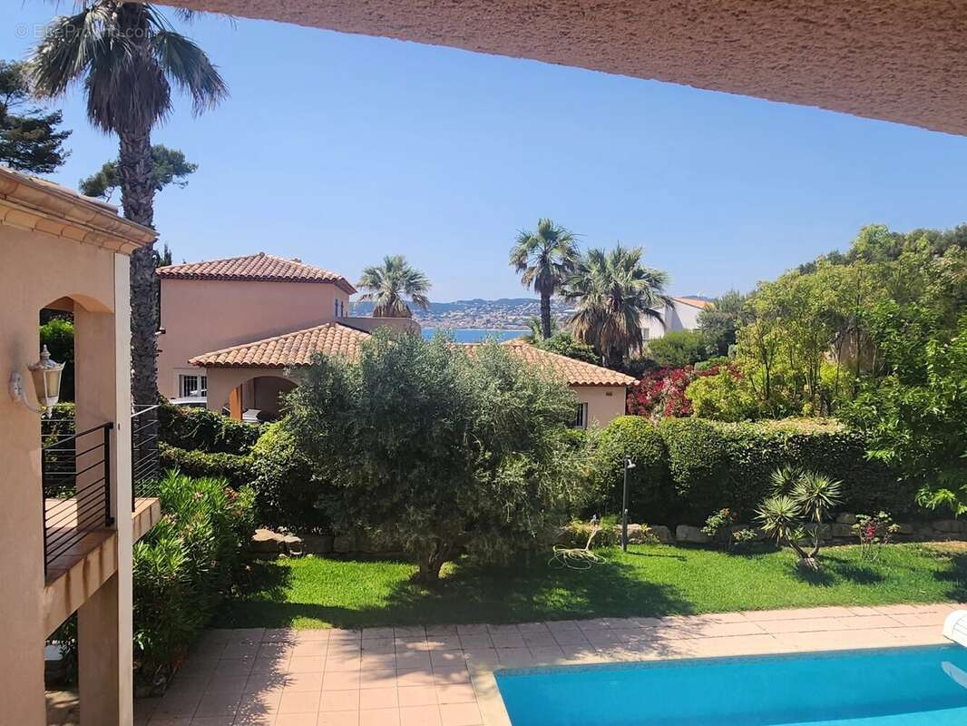 Appartement à SANARY-SUR-MER