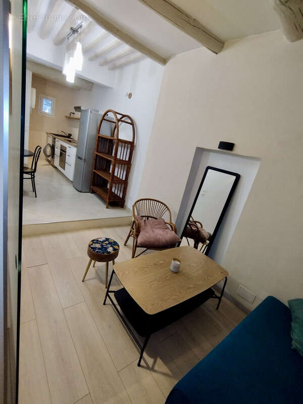 Appartement à ROGNES