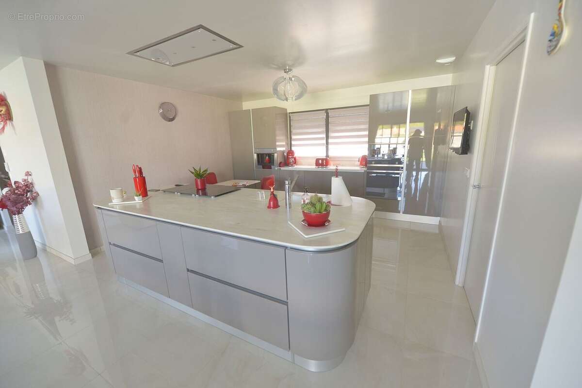 Maison à SAINT-GEORGES-DE-DIDONNE